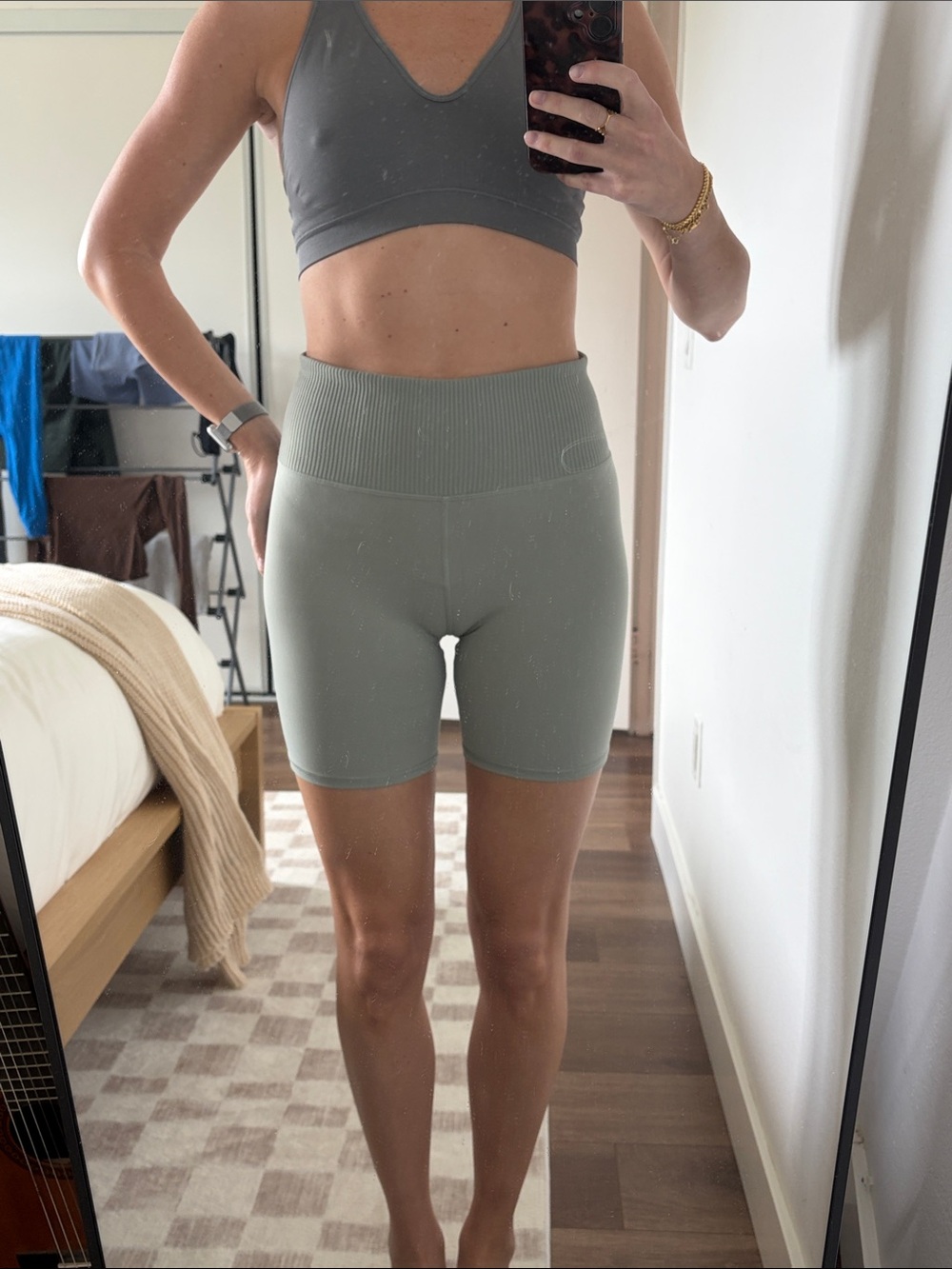Vuori High-Waist Seamless Bike Shorts - Sage Green